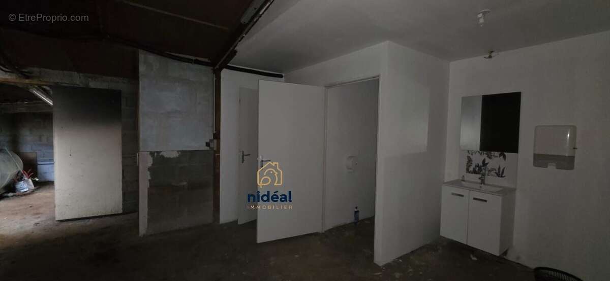 Commerce à PACY-SUR-EURE