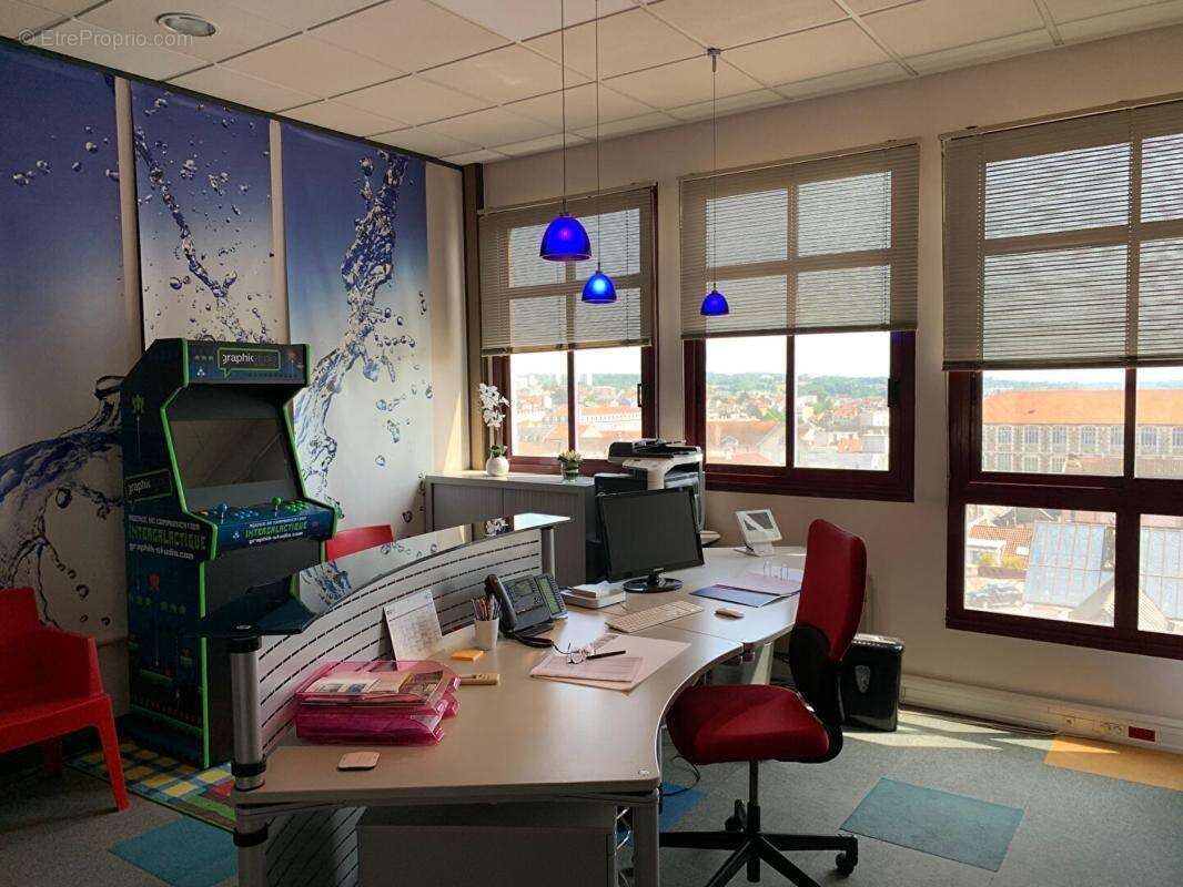 Commerce 208 m² à Limoges  - photo 6