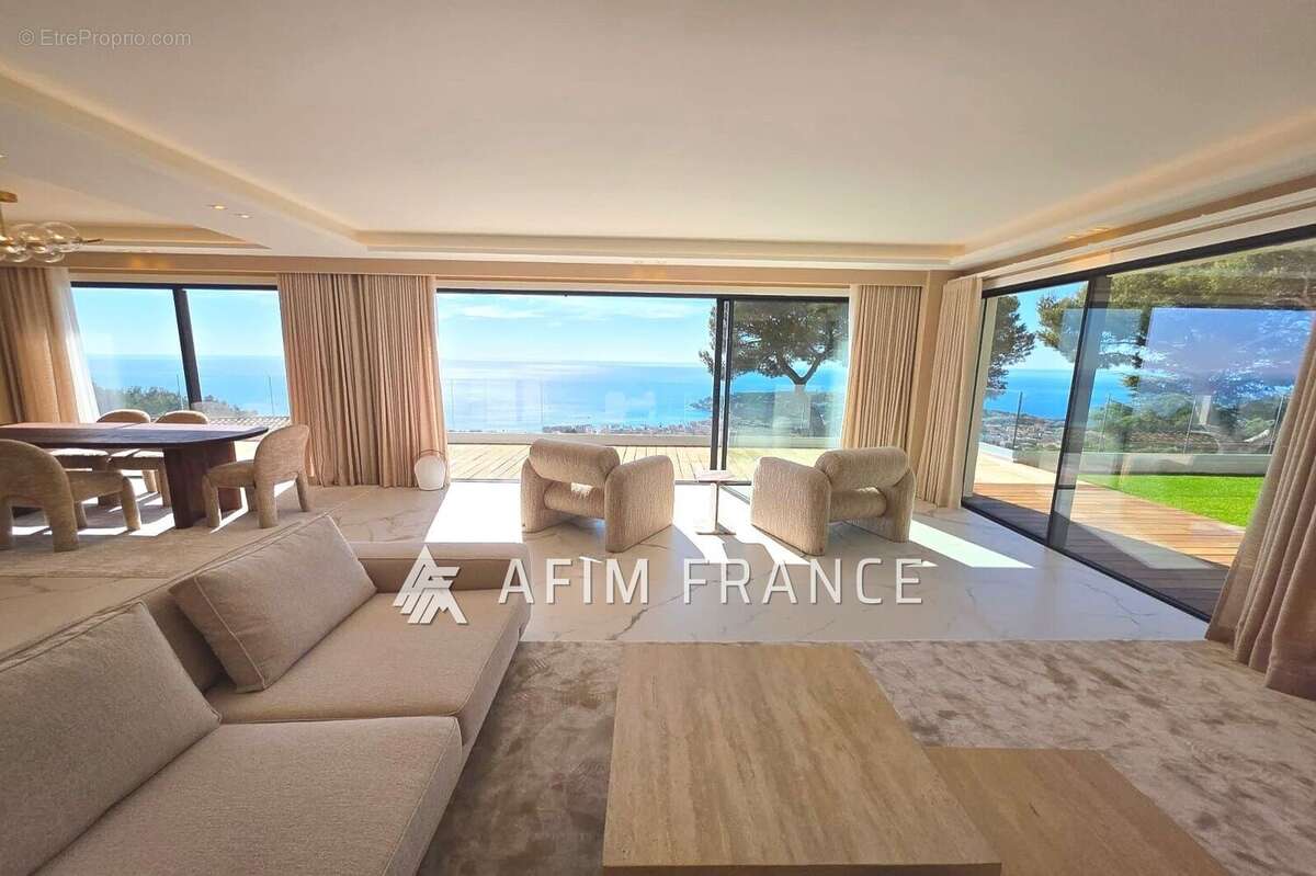 Maison à ROQUEBRUNE-CAP-MARTIN