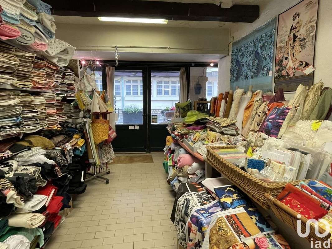 Photo 3 - Commerce à CAVAILLON