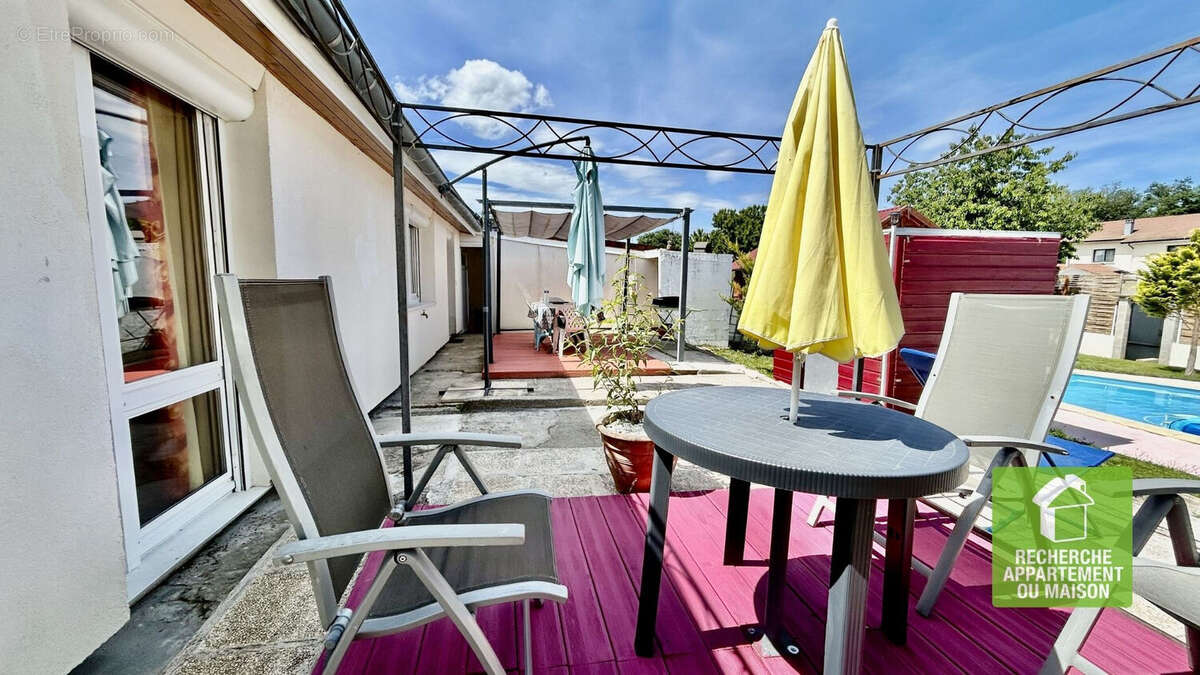 Maison à CHARVIEU-CHAVAGNEUX
