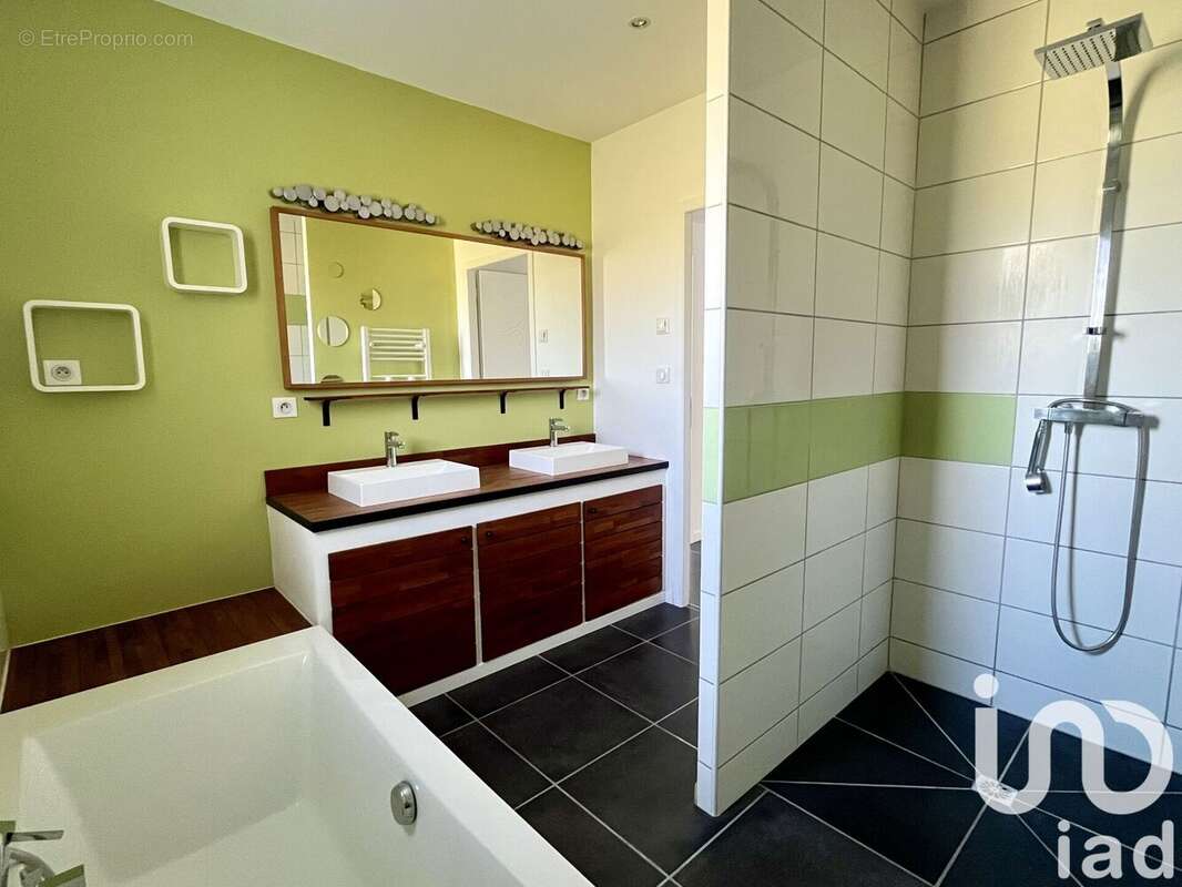 Photo 9 - Maison à CLERE-LES-PINS