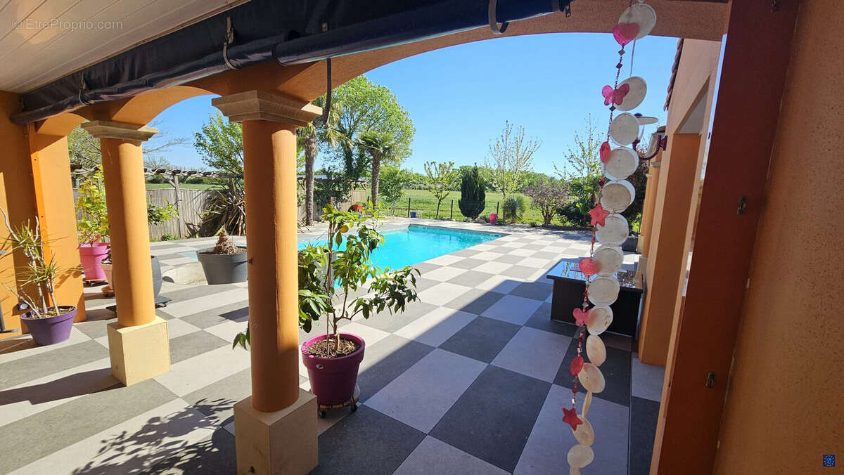 Maison à SAUJON