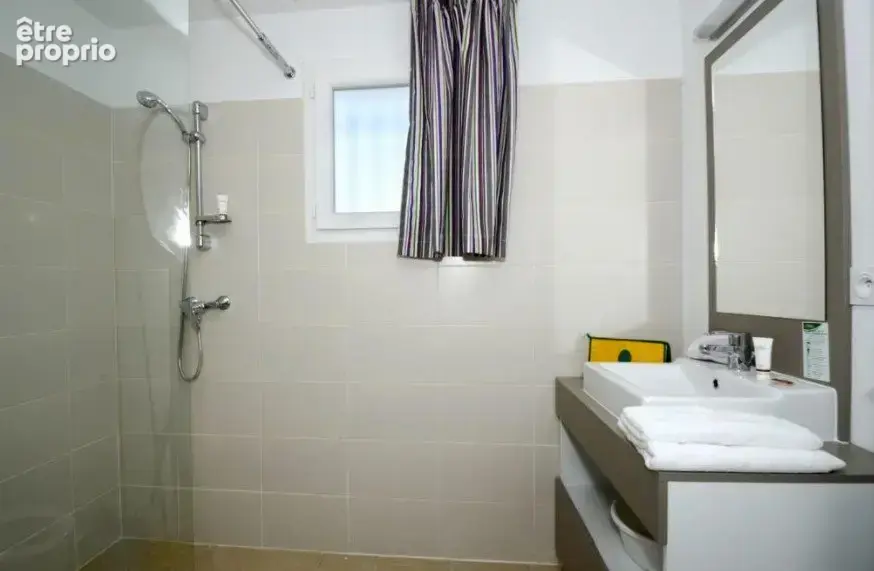 INVESTISSEMENT LOCATIF  PARADOU - Résidence Odalys Le Mas des Alpilles - 5,54%  de rentabilité. - photo 5