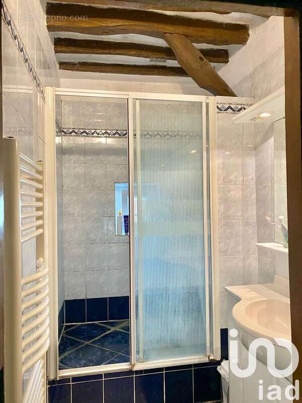 Photo 8 - Maison à VALLANGOUJARD