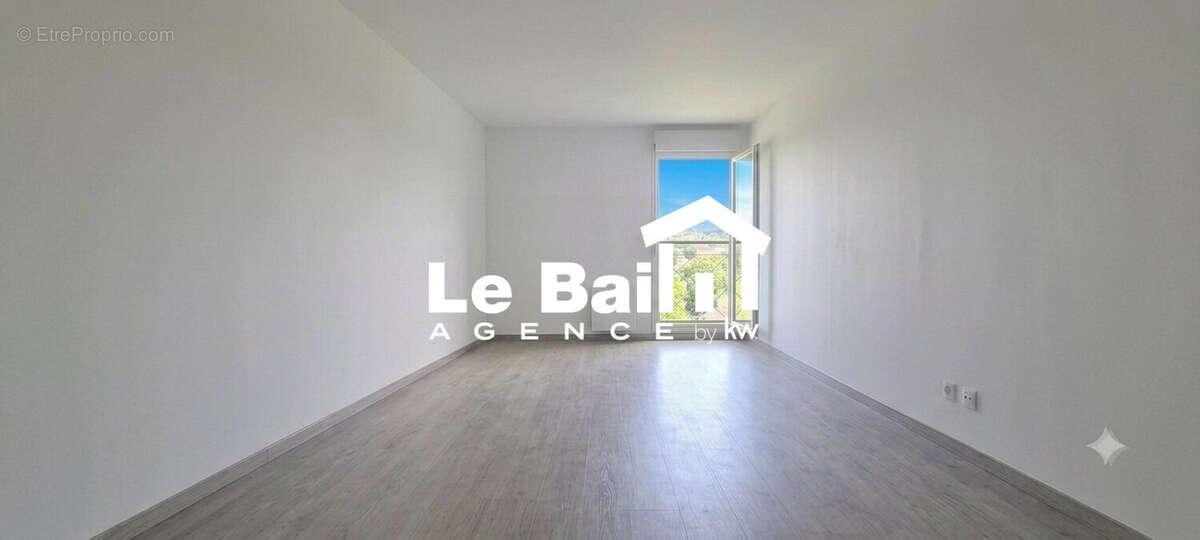 Appartement 60 m² à Osny  - photo 5