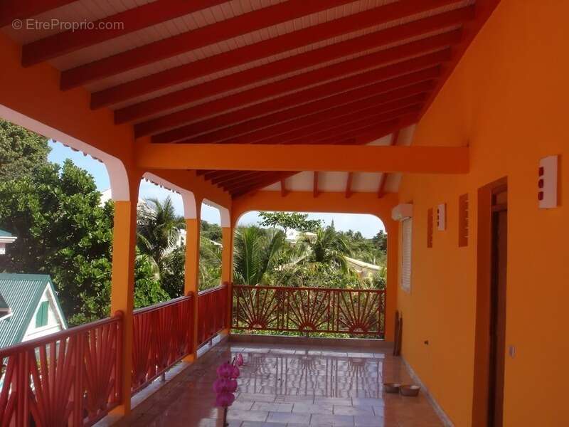 Maison à SAINTE-ANNE