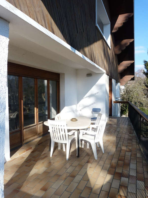 Maison à vendre   135m2 habitables + 928m2 de terrain. - photo 3