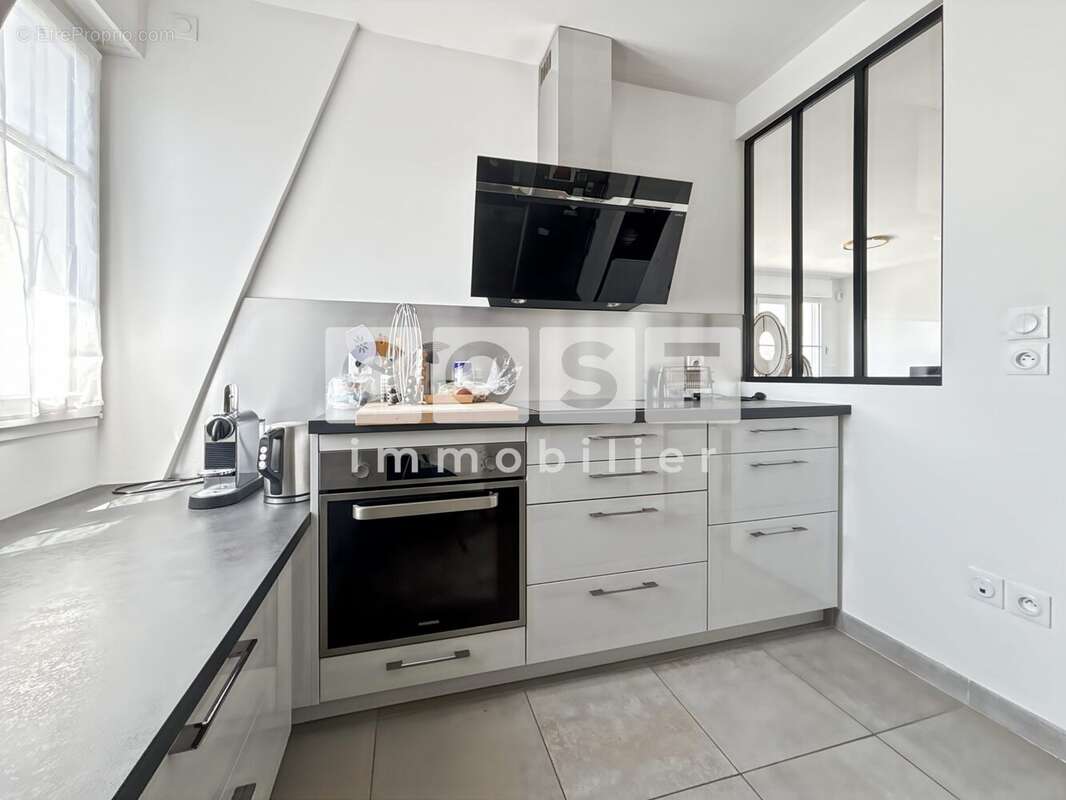 Appartement à COLOMBES