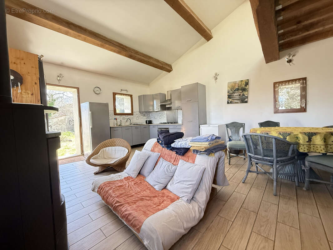 Maison à SERRALONGUE