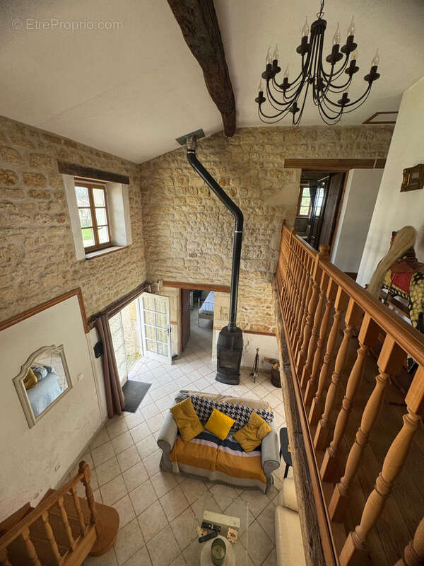 Maison à SAINT-SIGISMOND-DE-CLERMONT