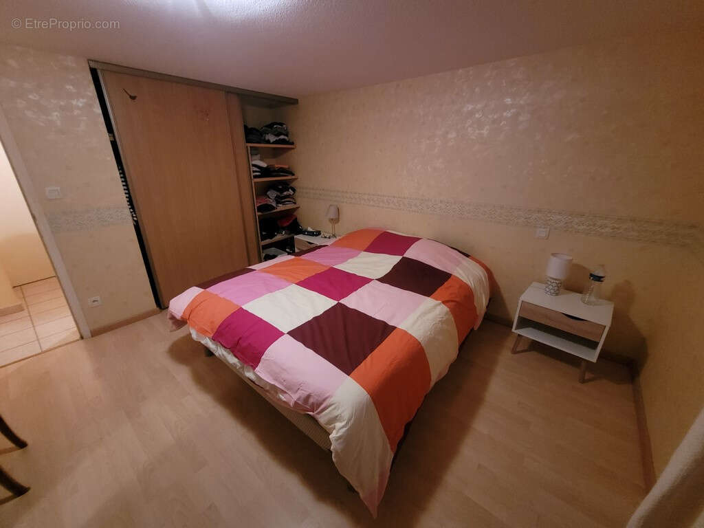 Appartement à CHATEAUNEUF-DE-RANDON