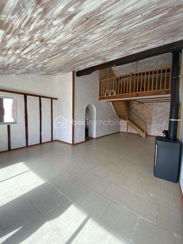 Maison à LACASSAGNE