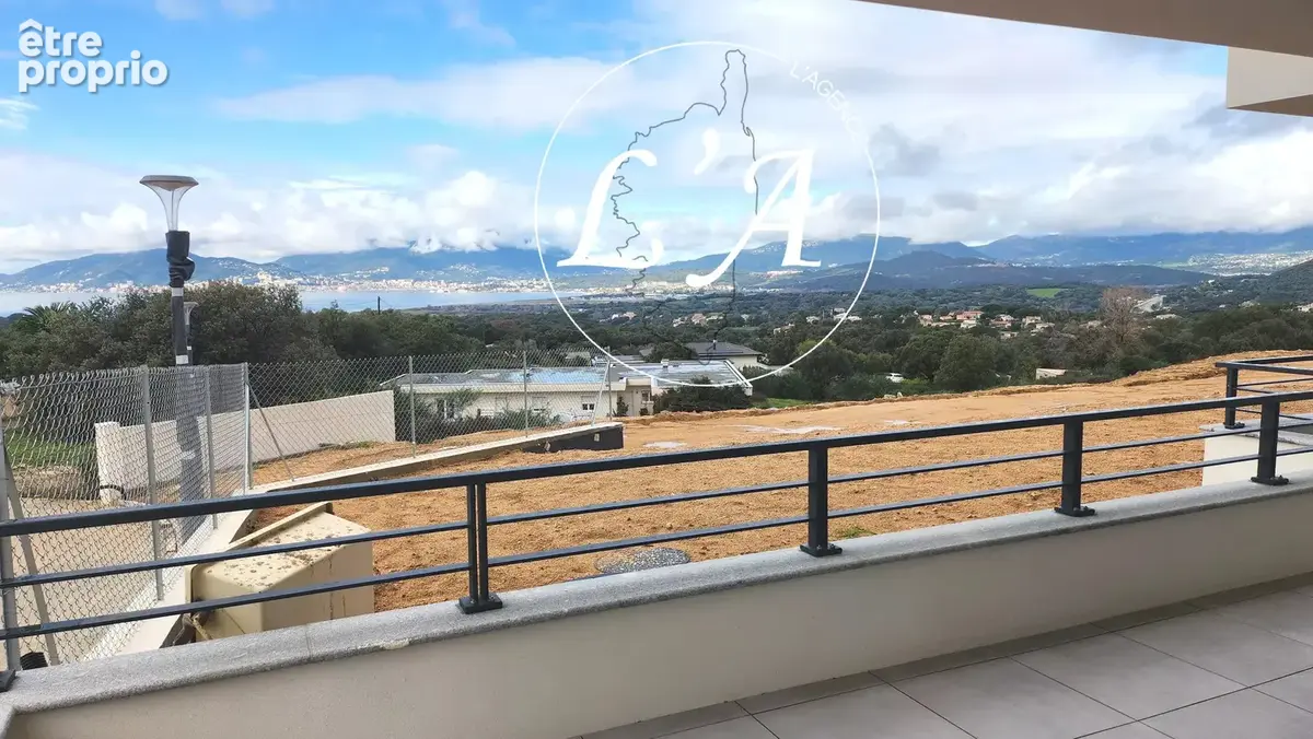 Appartement T3 vue mer– Terrasse– Résidence récente intimiste– Porticcio - photo 7