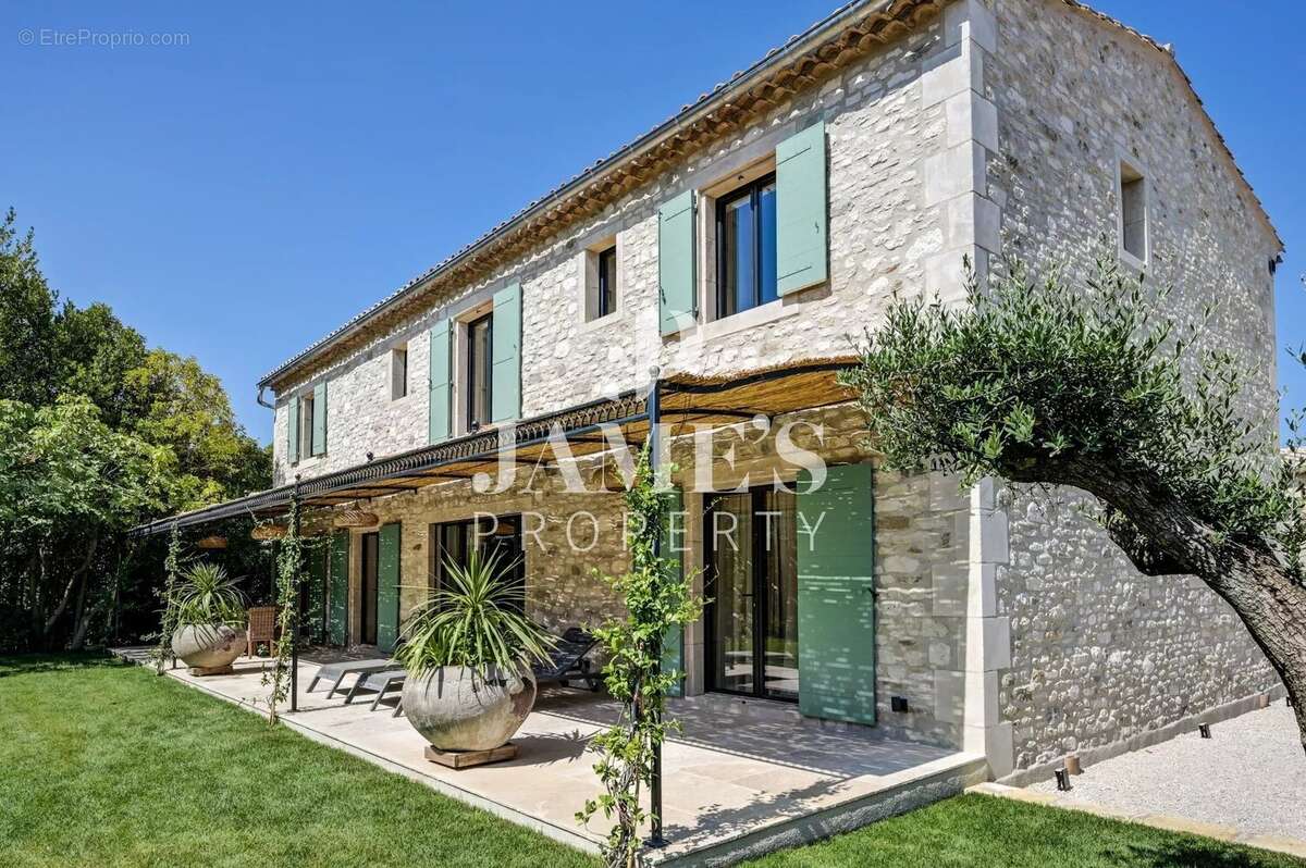 Maison à SAINT-REMY-DE-PROVENCE
