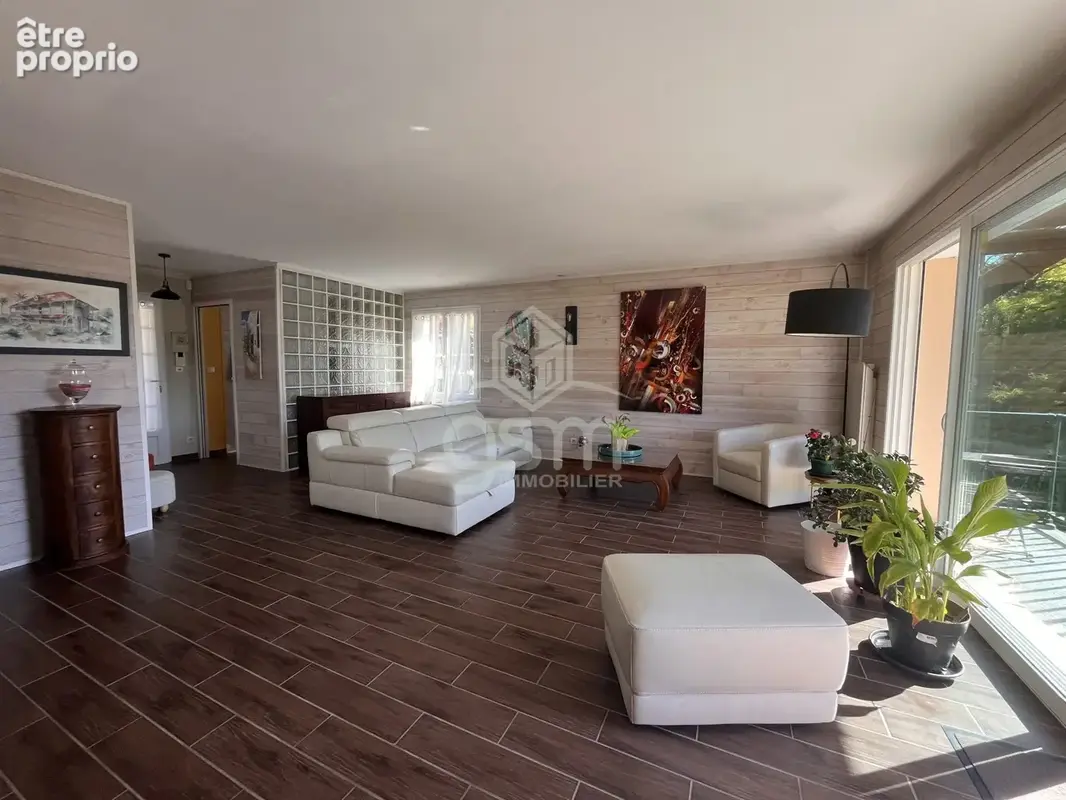 Maison 6 pièces 232 m² à vendre à Saint-Epain (37800) - photo 3
