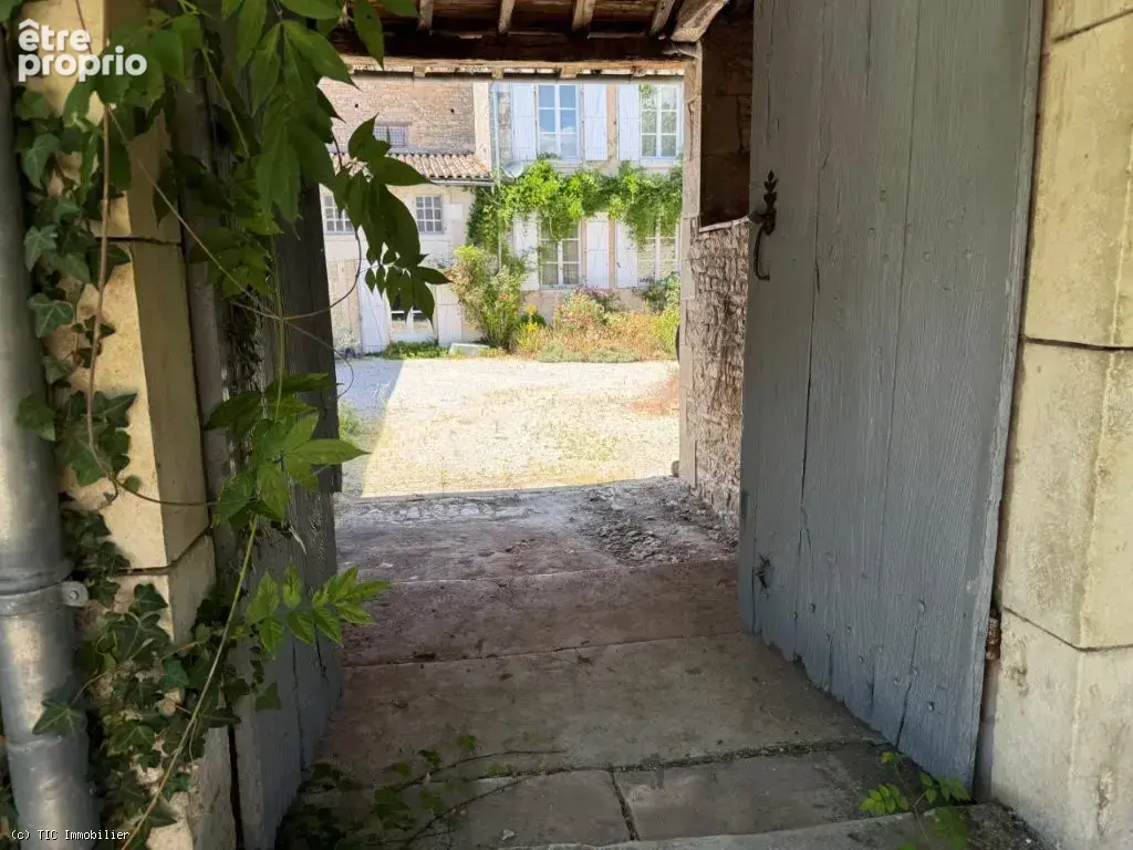 Belle "Maison de Maître" Avec 5 Chambres - photo 4