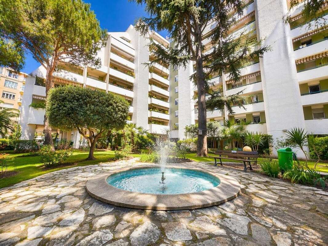  - Appartement à NICE