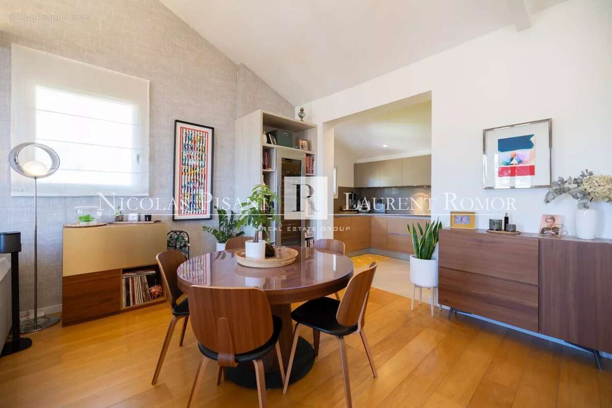 Appartement à VILLEFRANCHE-SUR-MER