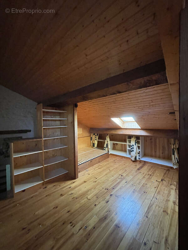 Maison à SAINT-MARTIN-LE-VIEIL