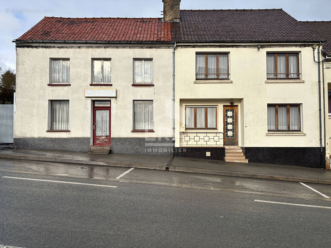 Maison à LICQUES