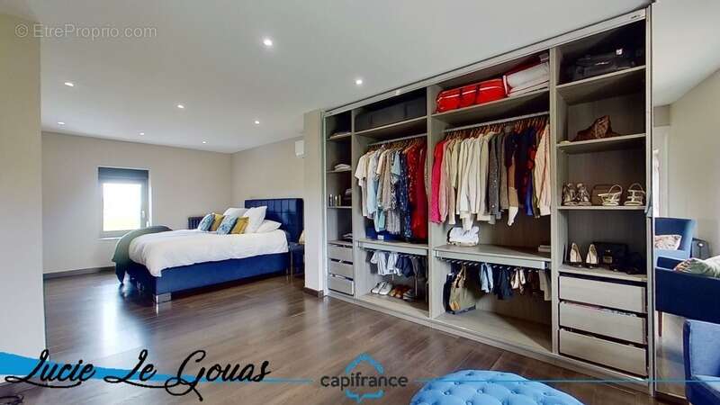 Appartement T6 de 132m² parking, terrasse et cour et local professionnel - photo 6