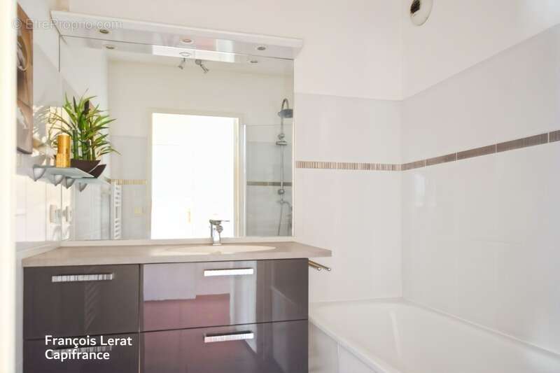 Appartement à VITRY-SUR-SEINE