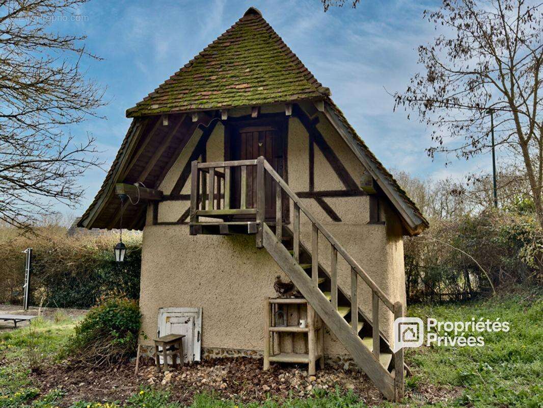 Mesnils-sur-iton longère de 160 m², piscine, dépendances, cadre bucolique - 299 900  hai - photo 17