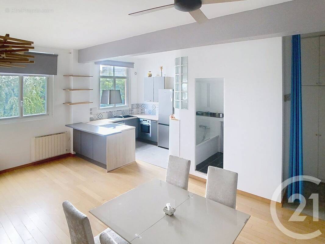 Photo 1 - Appartement à CHOISY-LE-ROI