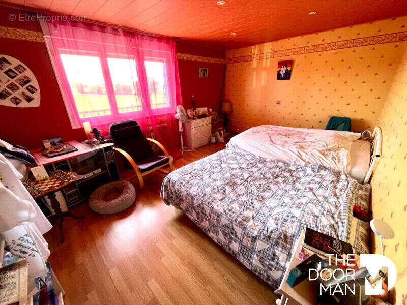 Maison à VAL-DE-MEUSE