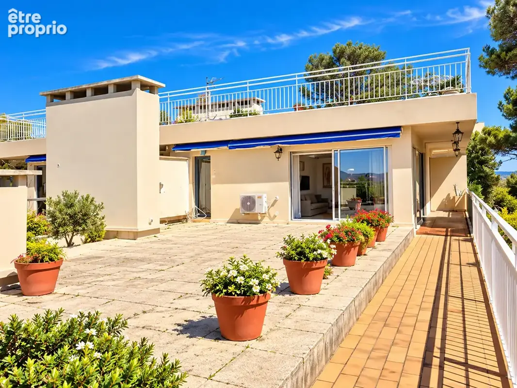 Appartement à SAINT-MANDRIER-SUR-MER