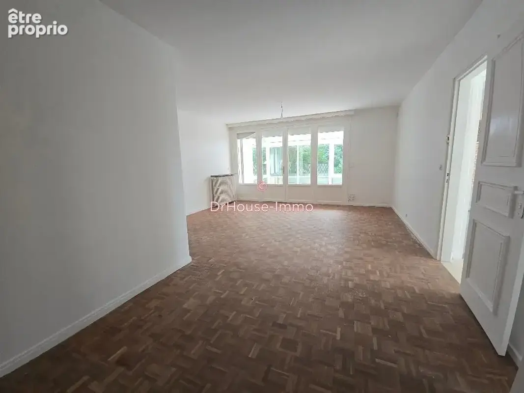 Maison 10 pièces 180 m² à vendre à Evreux (27000) - photo 2