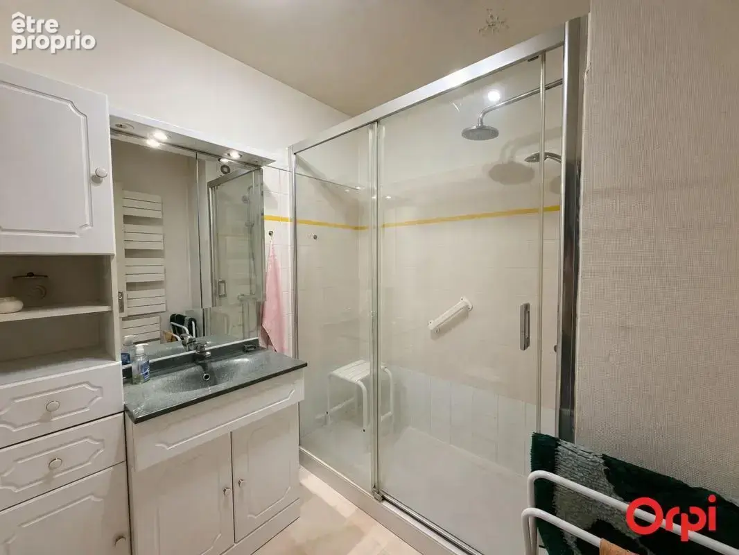 Appartement À Vendre - photo 5