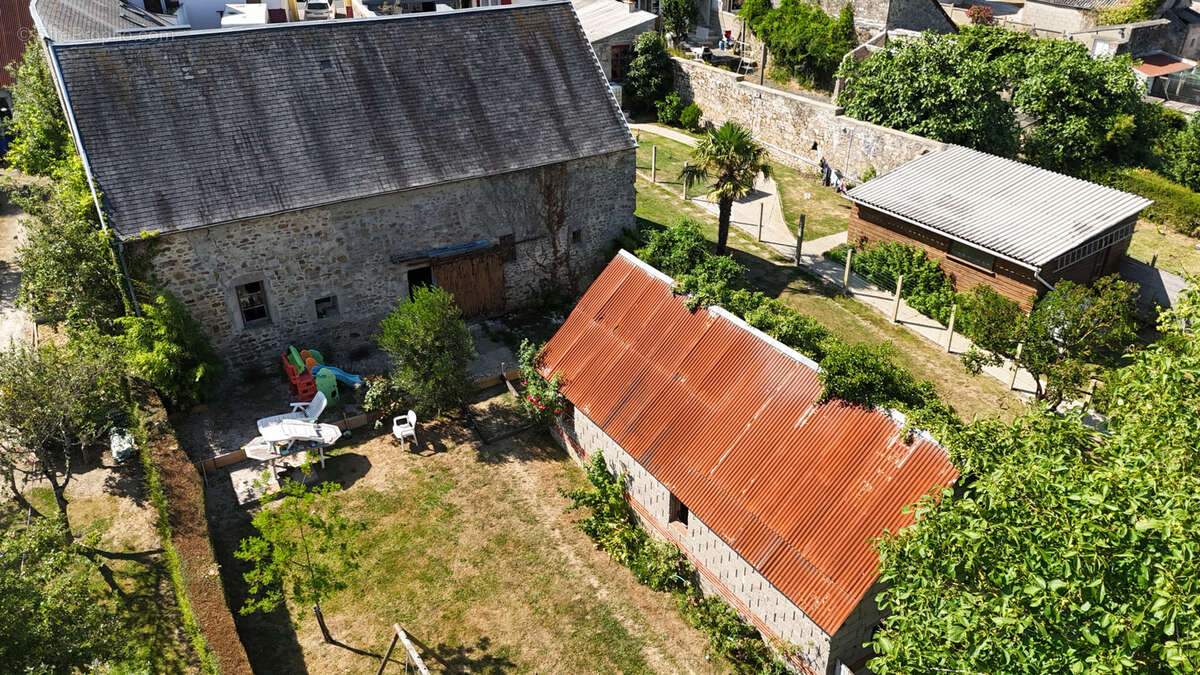 Maison en pierre - dépendances et jardin - photo 18