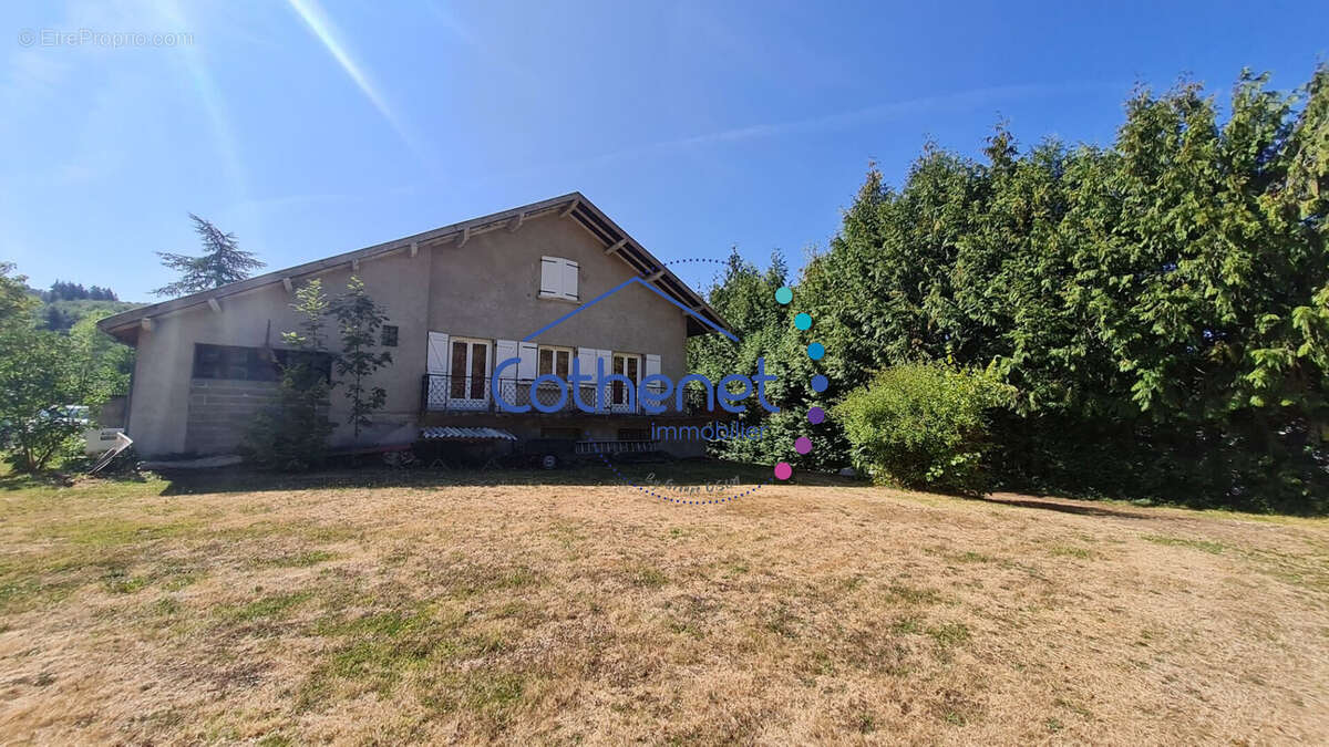 Maison 195 m² à Le Cergne  - photo 2