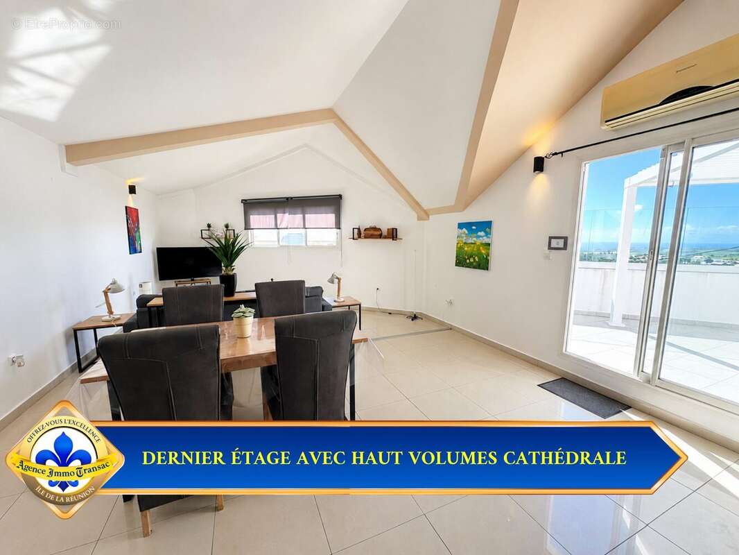 Appartement à SAINT-DENIS