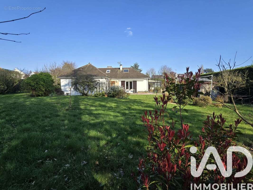 Photo 2 - Maison à LESIGNY