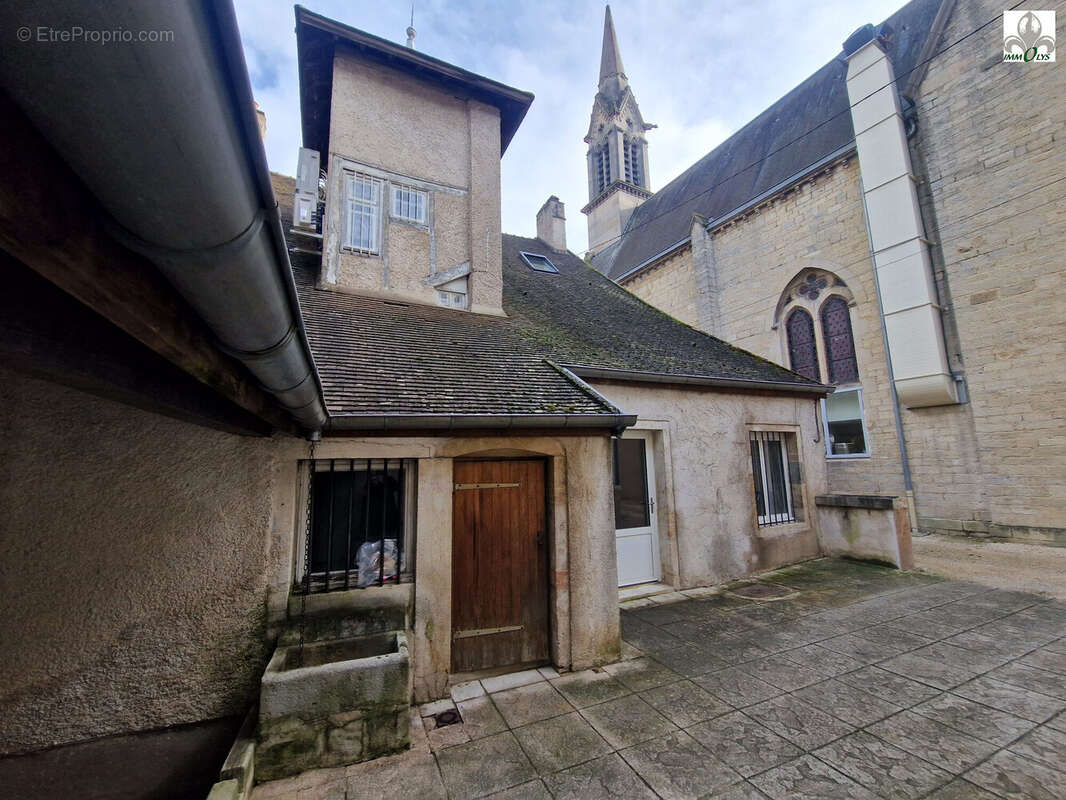 Appartement 44 m² à Beaune  - photo 2