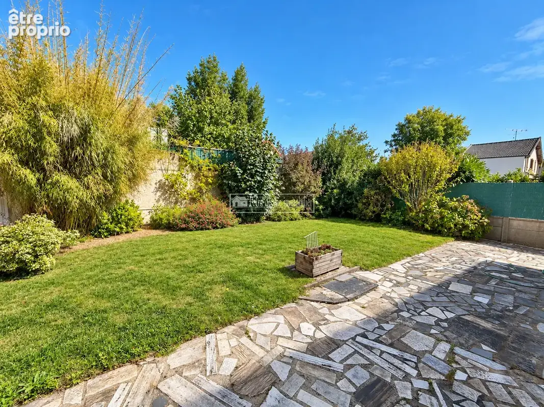 Maison 5 pièces de 107m2 + sous sol total sur 400m2 de terrain - photo 2