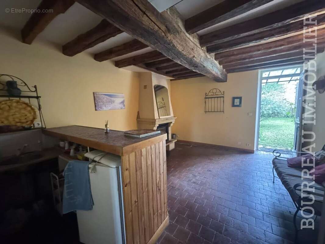 Maison à CHASSY