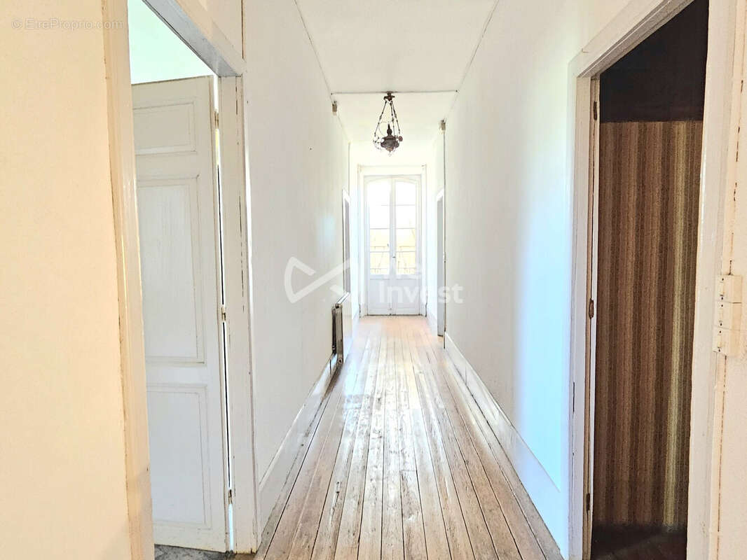 Maison 200 m² à Les Pujols  - photo 6