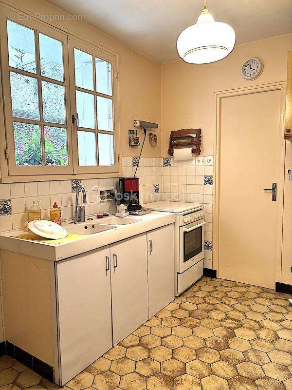 Maison à REIGNAC-SUR-INDRE