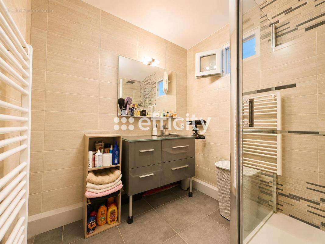 Appartement à SAINTE-HELENE