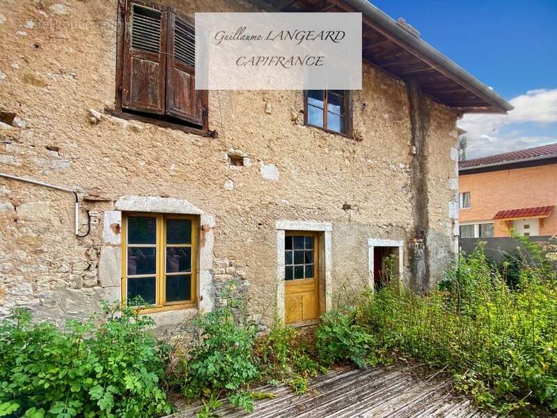 Maison à OYONNAX