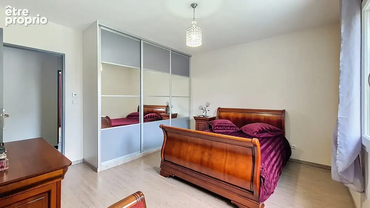 À vendre   Villa de plain-pied avec appartement T2  piscine et grand sous-sol   Saint-Sériès (34400, - photo 9