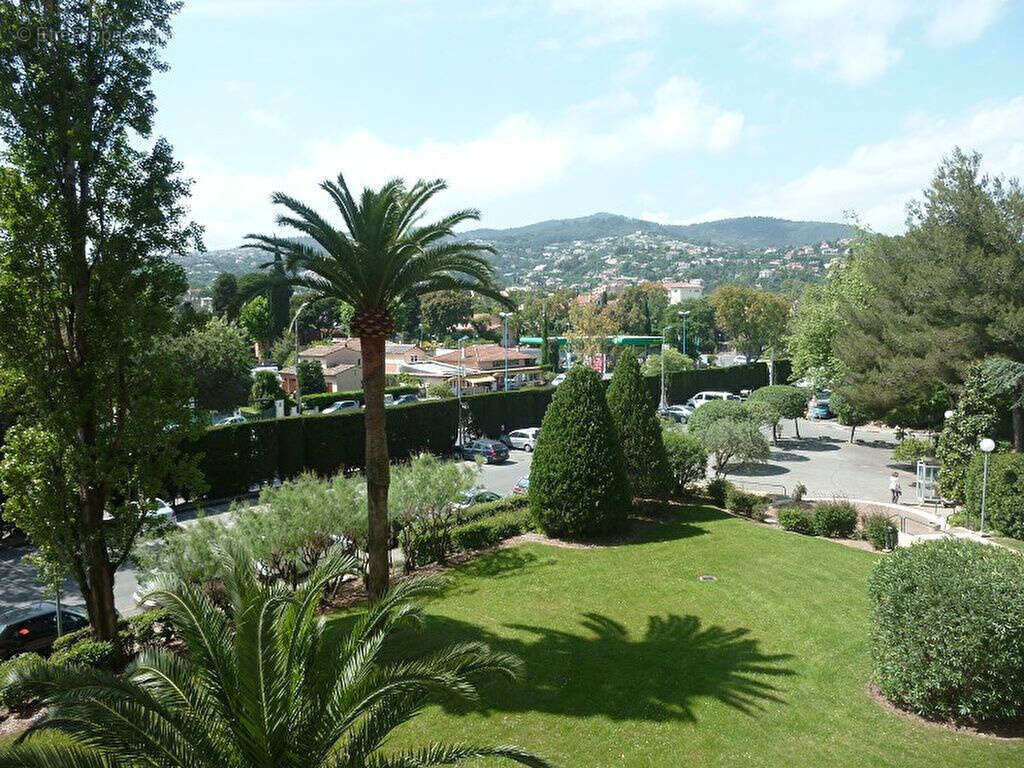 Appartement à MANDELIEU-LA-NAPOULE
