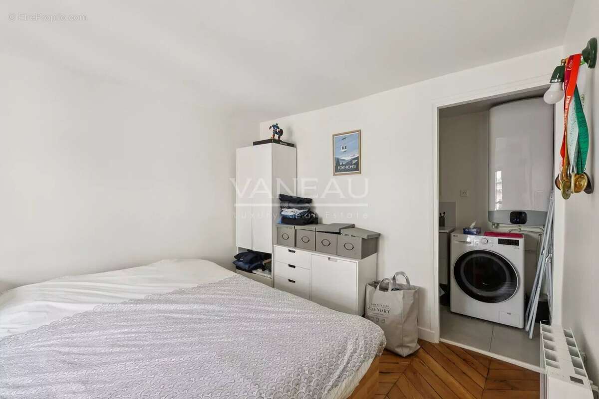 Appartement à PARIS-9E