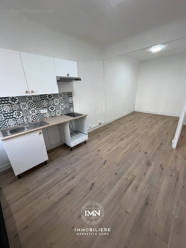 Appartement à MARSEILLE-6E
