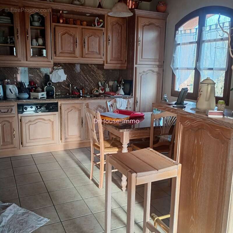 Maison 160 m² à Craponne-Sur-Arzon  - photo 5
