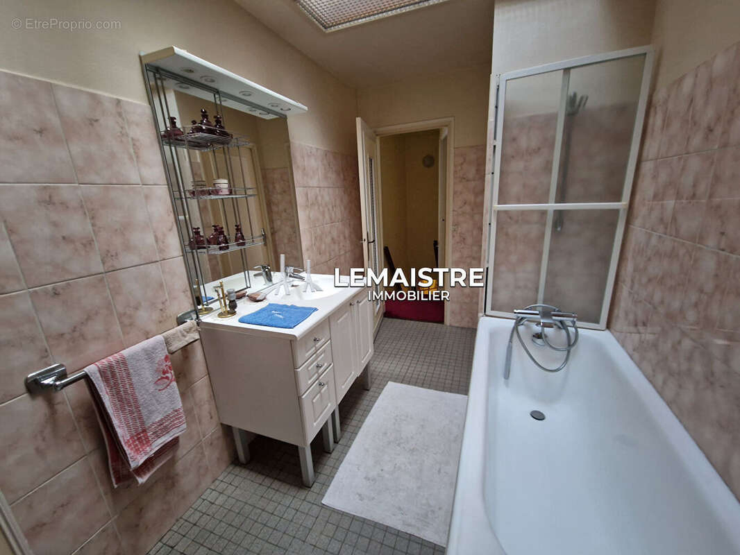 Maison à LILLEBONNE